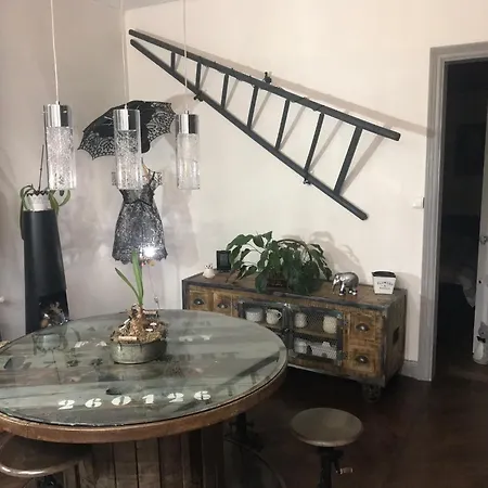 فندق مبيت وإفطار D'hotes 